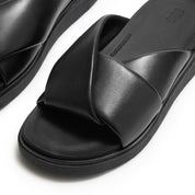 GEN-FF FOLDED-LEATHER SLIDES