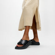 GEN-FF FOLDED-LEATHER SLIDES