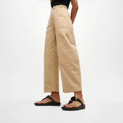 SOLAY GLOSSY-DISC TOE-POST SANDALS