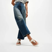 SOLAY GLOSSY-DISC TOE-POST SANDALS
