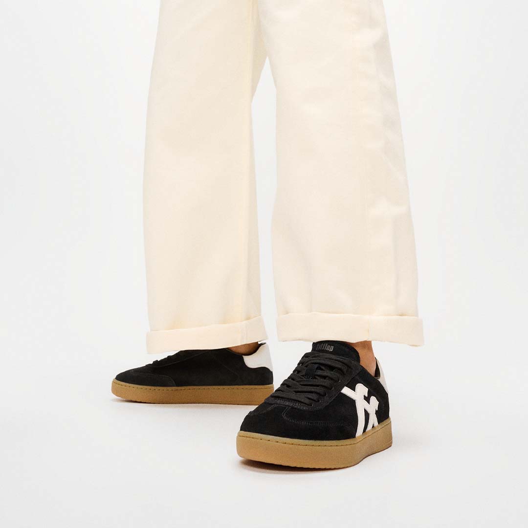 THE DASH T-TOE SUEDE SNEAKERS