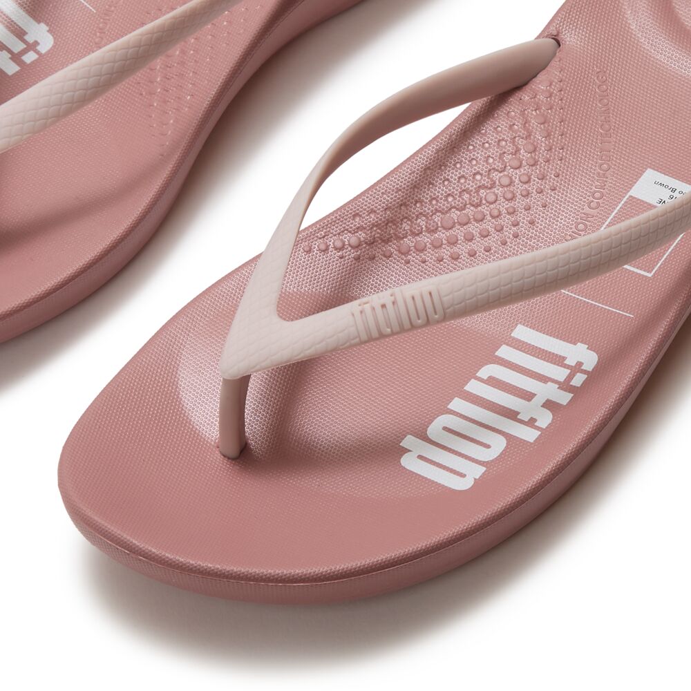 IQUSHION x PANTONE FLIP FLOP - SOLID
