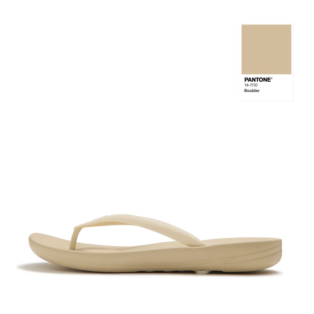 fitflop pantone flip flop