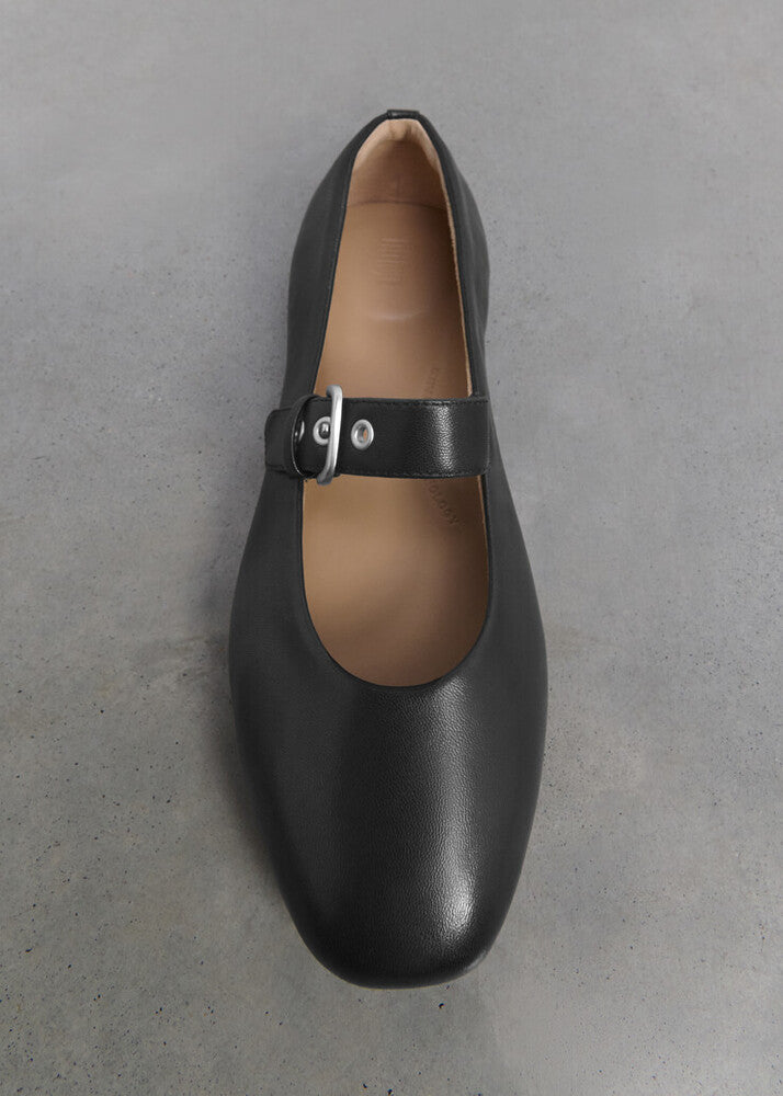 DELICATOSOFT LEATHER MARY JANES - BLACK (E3D-090)