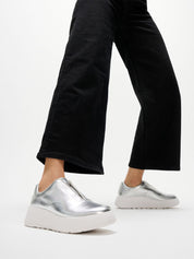 F-MODE LEATHER LACESS SNEAKERS