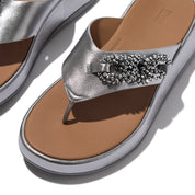 F-MODE BEADED-CHAIN LEATHER TOE-POST SANDALS