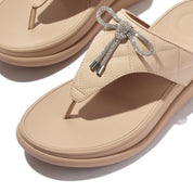 F-MODE GO CRYSTAL-BOW QUILTED TOE-POST SANDALS - CLASSIC BEIGE (E1N-B41)