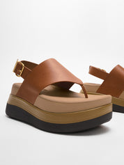 F-MODE STACK LEATHER BACK-STRAP TOE-POST SANDALS - DEEP TAN (E2G-C15)