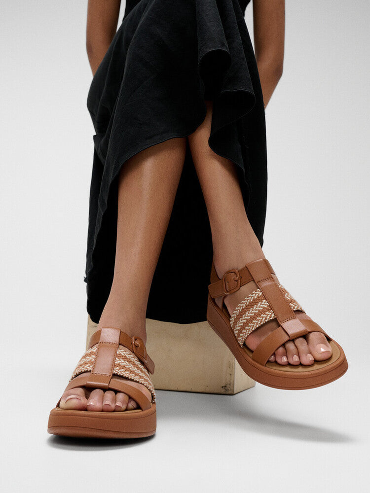 F-MODE V-WEAVE/LEATHER FISHERMAN SANDALS - DEEP TAN/PARIS BEIGE (E4V-D18)