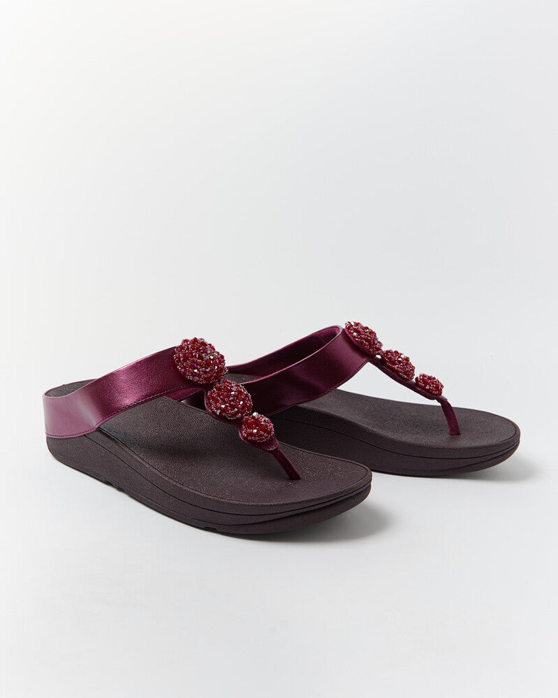 FINO BEADIE-BUTTON METALLIC TOE-POST SANDALS - METALLIC RUBY