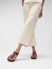 FINO MULTI-STONE LEATHER TOE-POST SANDALS- PLUMBERRY
