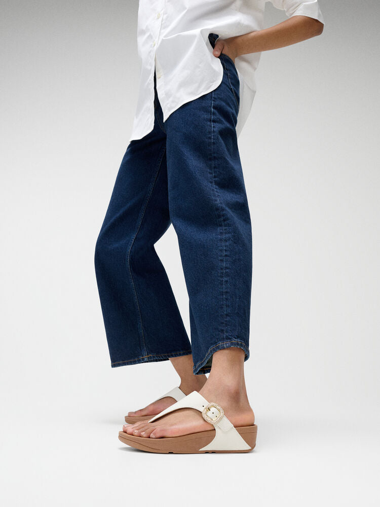 LULU CRYSTAL-BUCKLE LEATHER TOE-POST SANDALS