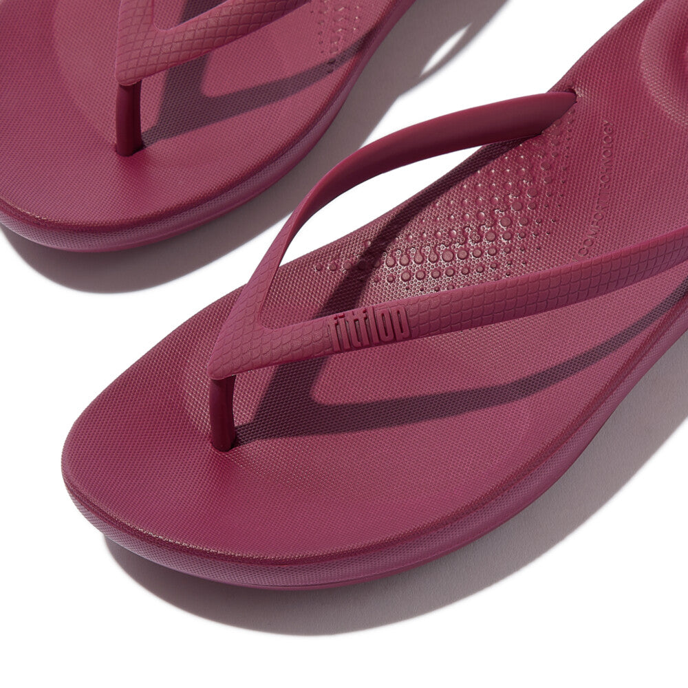 iQUSHION ERGONOMIC FLIP-FLOPS - RUBY (E54-288)