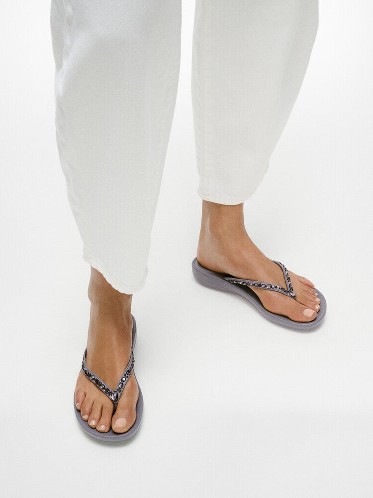 iQUSHION MULTI-CRYSTAL ERGONOMIC FLIP-FLOPS -GREY (JC8-049)