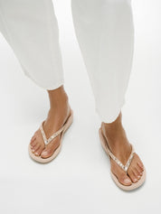 iQUSHION MULTI-CRYSTAL ERGONOMIC FLIP-FLOPS -STONE BEIGE (JC8-A20)