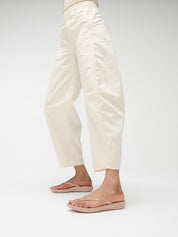 iQUSHION SPARKLE FLIP-FLOPS - CLASSIC BEIGE (R08-B41)