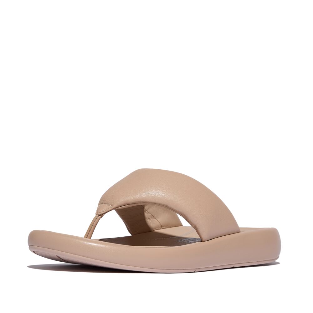 IQUSHION D-LUXE PADDED LEATHER TOE-POST SANDALS