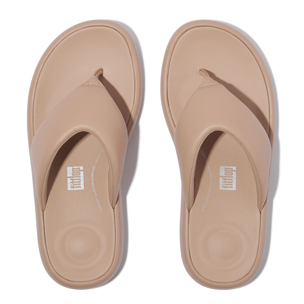 IQUSHION D-LUXE PADDED LEATHER TOE-POST SANDALS