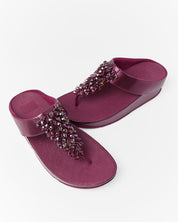 RUMBA METALLIC BEADED TOE-POST SANDALS - METALLIC RUBY (E4W-D01)