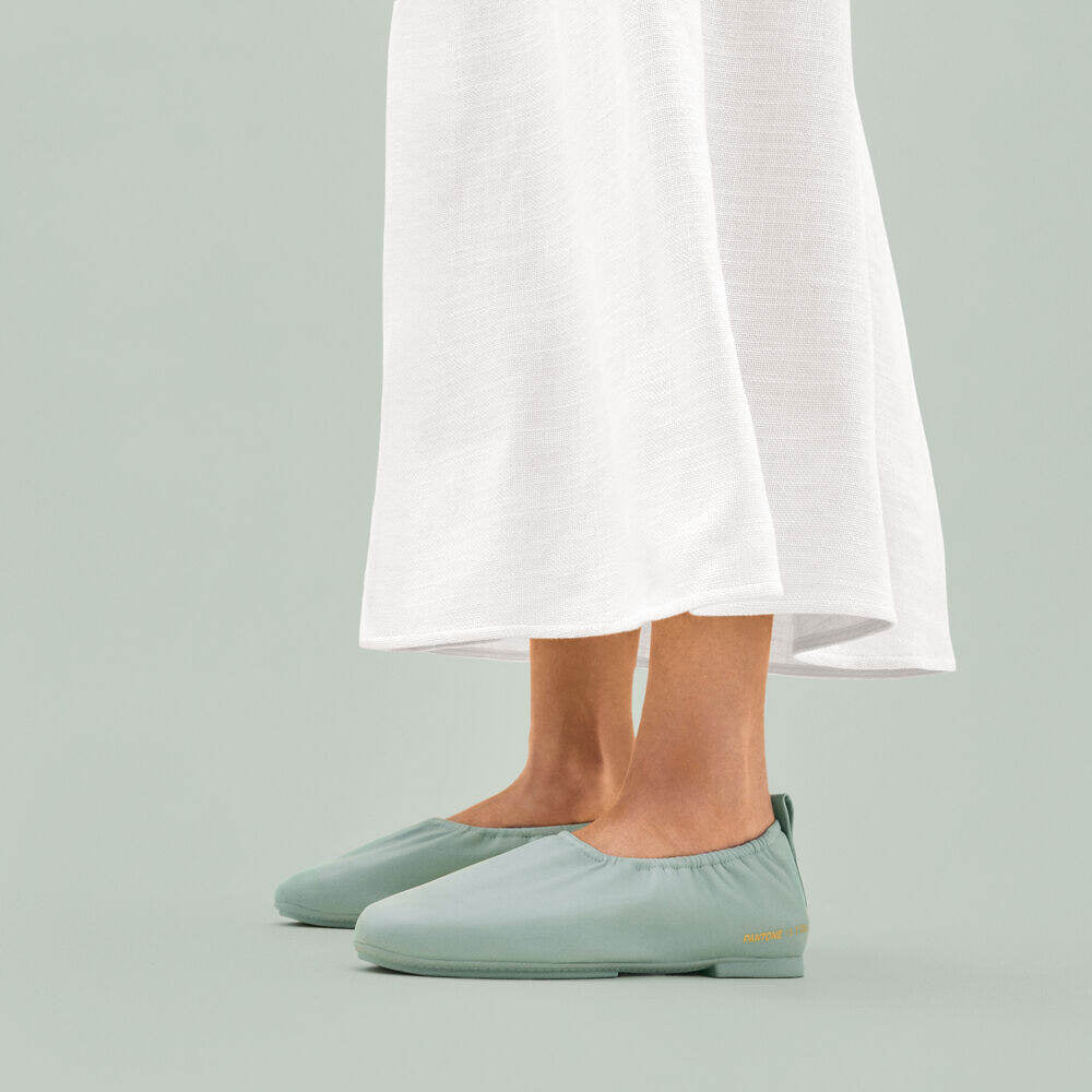 DELICATO x PANTONE SOFT LEATHER BALLERINAS