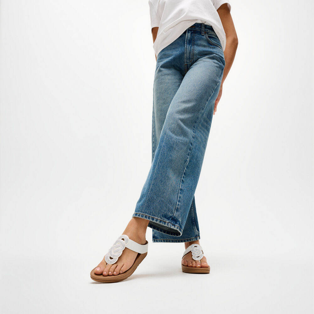 FINO CRYSTAL-TWIST TOE-POST SANDALS