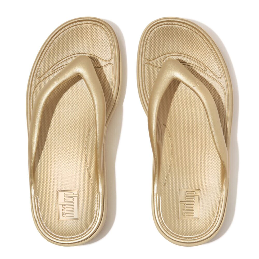 RELIEFF METALLIC RECOVERY TOE-POST SANDALS