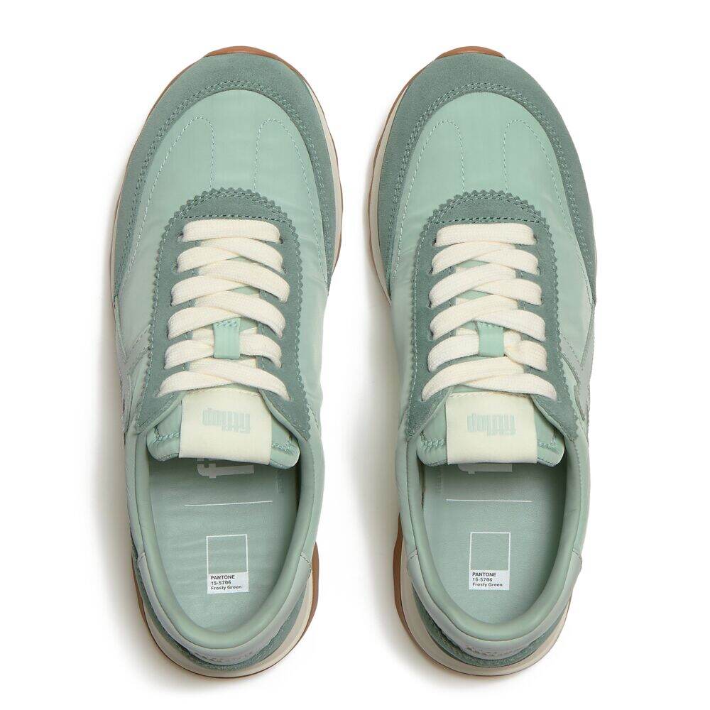 RETRO-Q x PANTONE SNEAKER