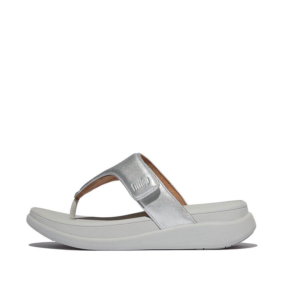 F-MODE GO ADJUSTABLE FLATFORM TOE-POST SANDALS