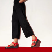 FITFLOP X KEITH HARING GEN-FF T-BAR SANDALS