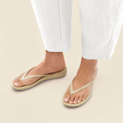IQUSHION x PANTONE FLIP FLOP - SOLID